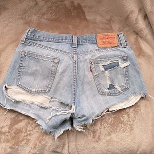 Levi’s 514 cutoff shorts